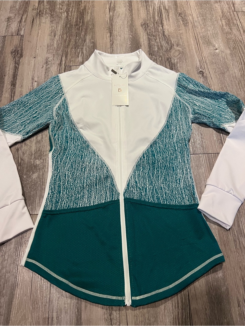New with Tags Buffbunny white and teal workout jacket